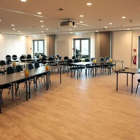 호텔 Weinhaus Moehle 3*