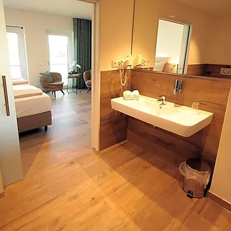 Weinhaus Moehle 3*