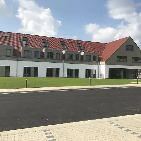 Отель Weinhaus Moehle Бад-Эйнхаузен